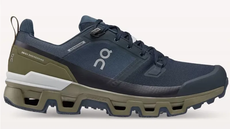 On Running Men's Cloudwander Waterproof Shoes in Midnight/Olive